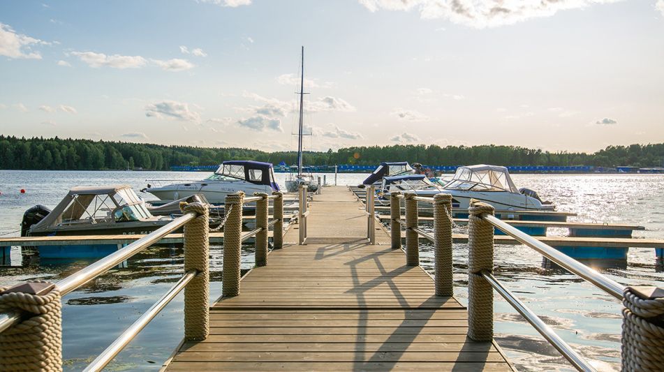 Участок в КП Аква Вилла