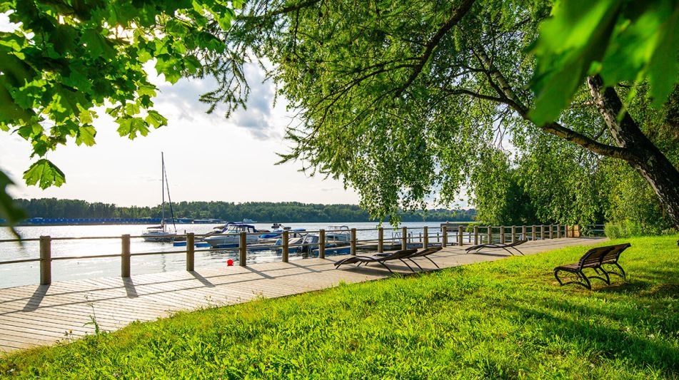 Участок в КП Аква Вилла