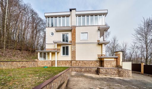 Дом с видом на озеро в Подрезково