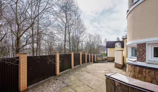 Дом с видом на озеро в Подрезково