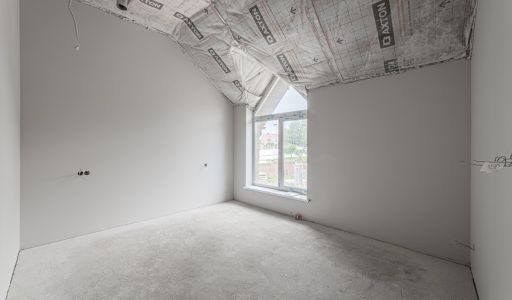 Дом на берегу в п. Вешки