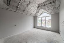 Дом на берегу в п. Вешки