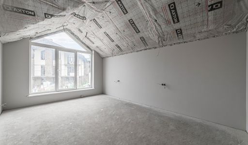 Дом на берегу в п. Вешки