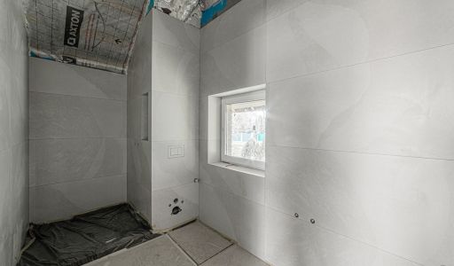 Дом на берегу в п. Вешки