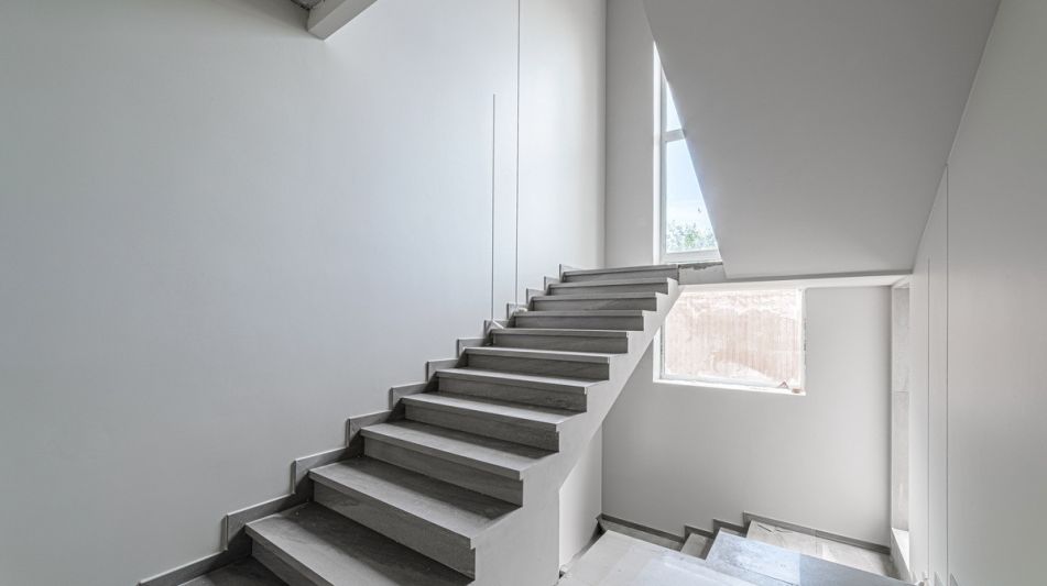 Дом на берегу в п. Вешки