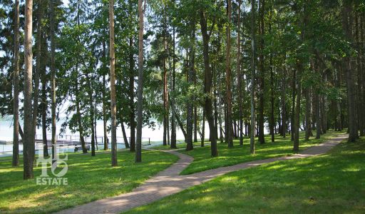 Участок у воды КП Лазурный берег