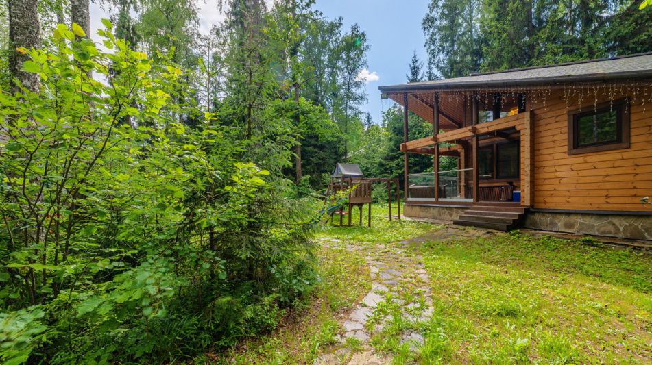 Дом в лесу КП Экран