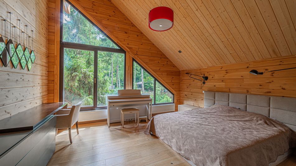 Дом в лесу КП Экран