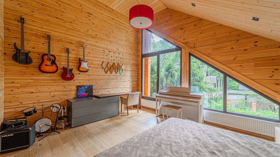 Дом в лесу КП Экран