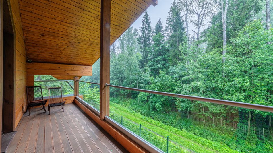 Дом в лесу КП Экран