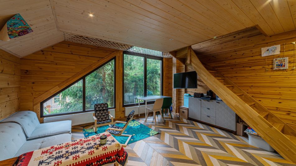 Дом в лесу КП Экран