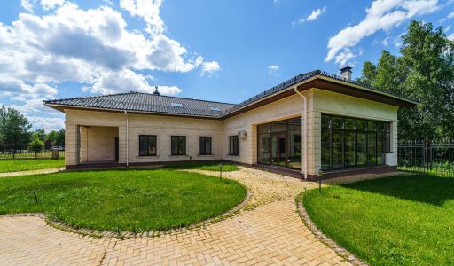 Готовый дом в КП Монтевиль