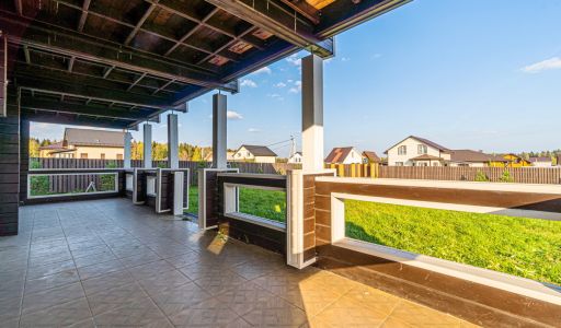 Дом с отделкой в Некрасовском