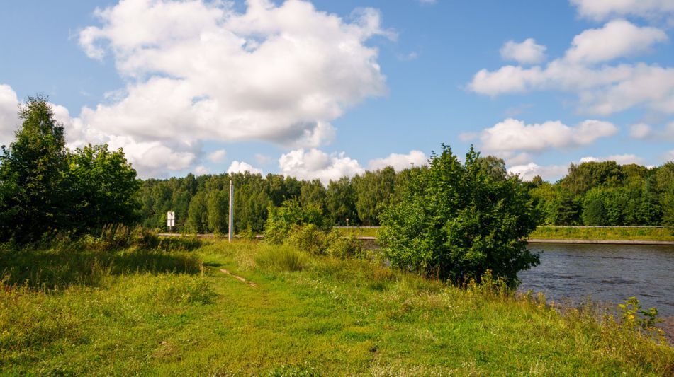 Участок у воды Витенево