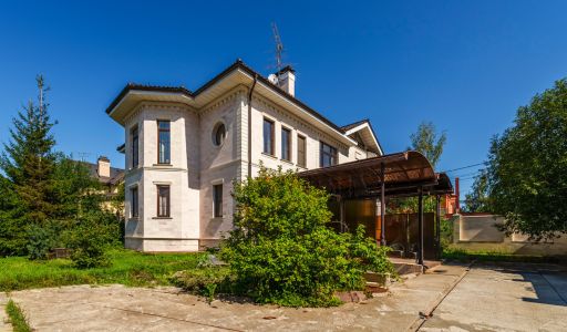 Уютный дом в поселке Вешки Сити