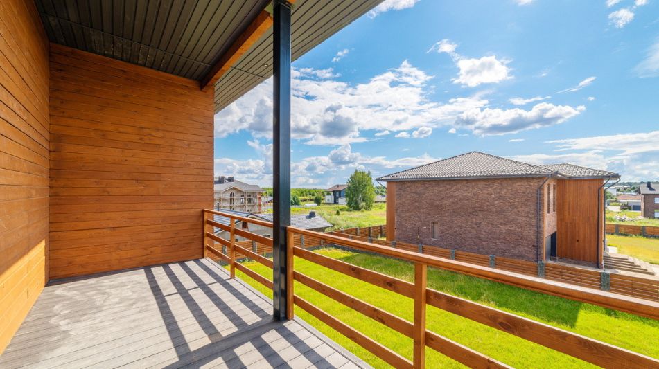 Дом со вторым светом в КП Аврора