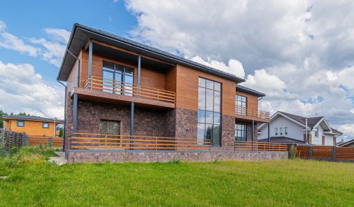 Дом со вторым светом в КП Аврора