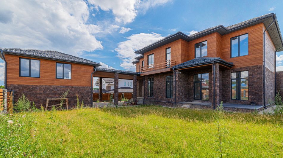 Дом со вторым светом в КП Аврора