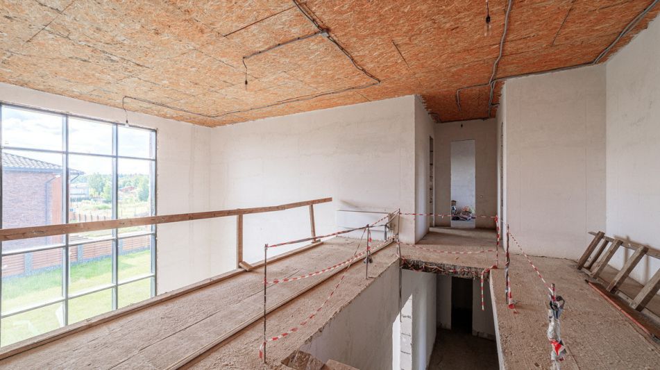 Дом со вторым светом в КП Аврора