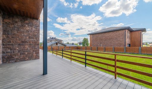 Дом со вторым светом в КП Аврора