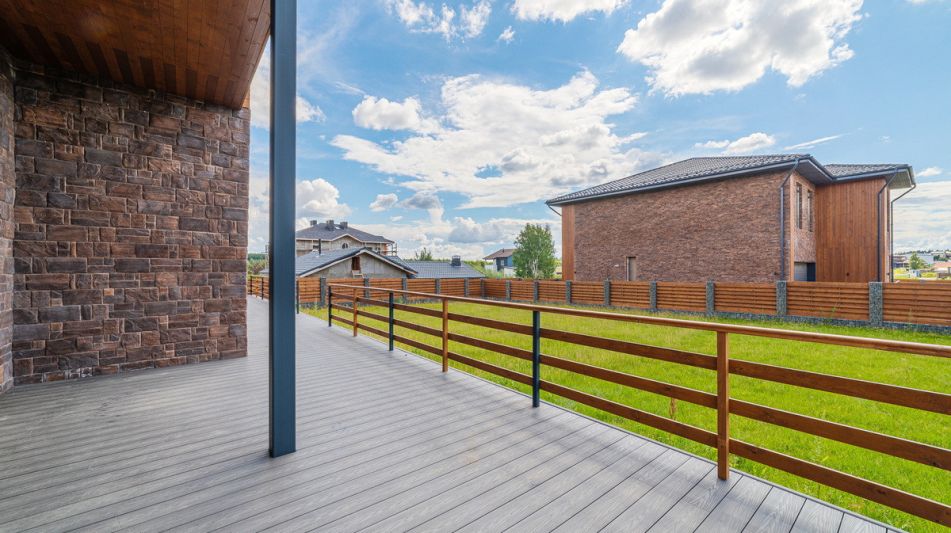 Дом со вторым светом в КП Аврора