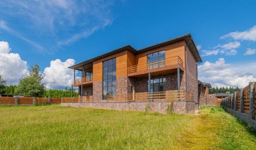 Дом со вторым светом в КП Аврора