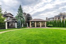 Дом с бассейном в КП Старвиль