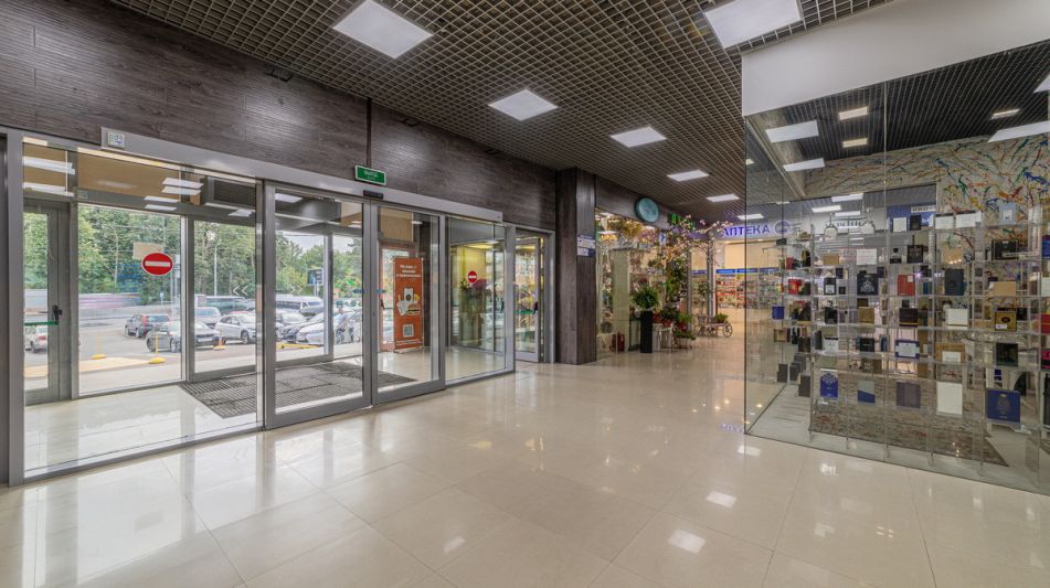Торговый центр на Можайском шоссе