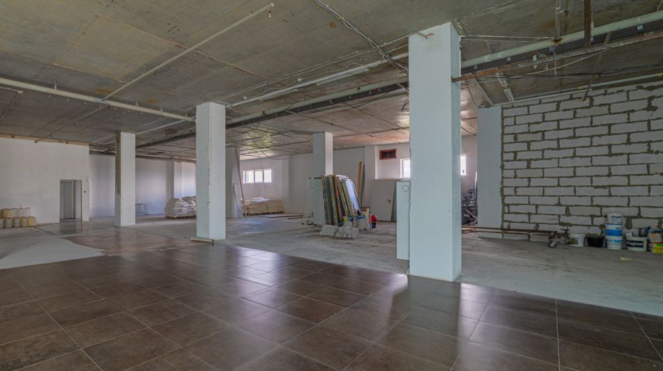 Торговый центр на Можайском шоссе