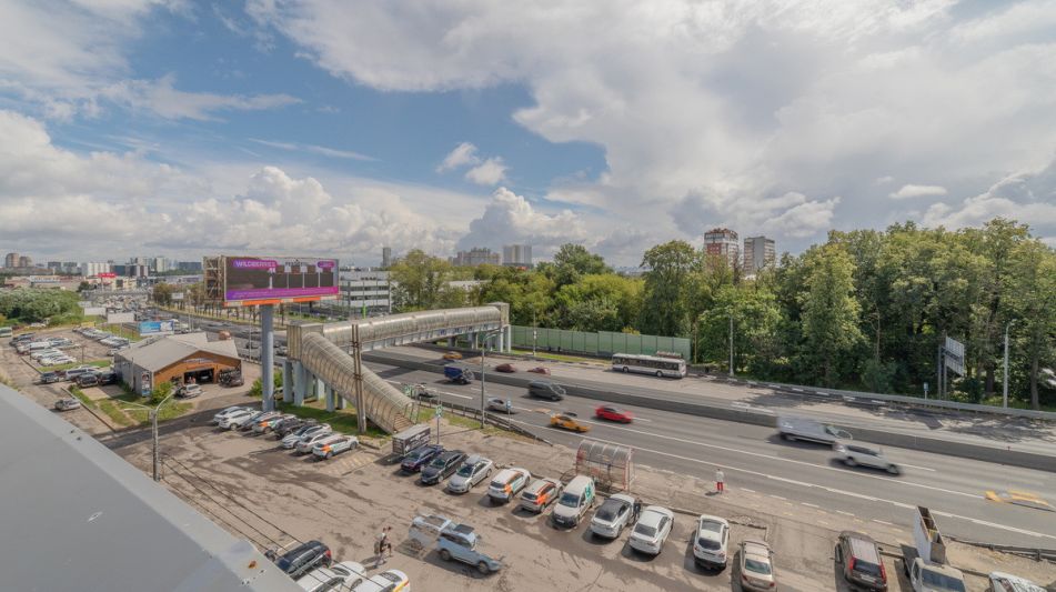 Торговый центр на Можайском шоссе