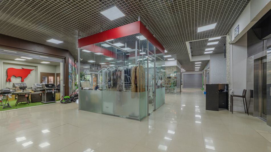 Торговый центр на Можайском шоссе