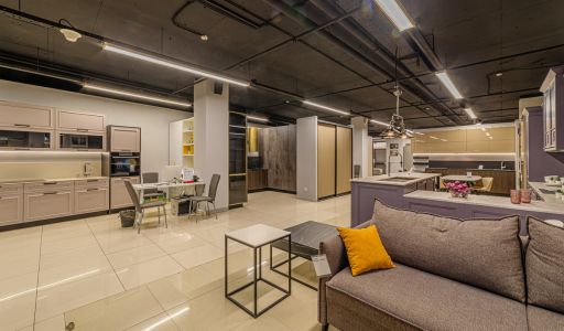 Торговый центр на Можайском шоссе