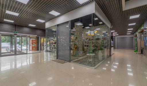 Торговый центр на Можайском шоссе