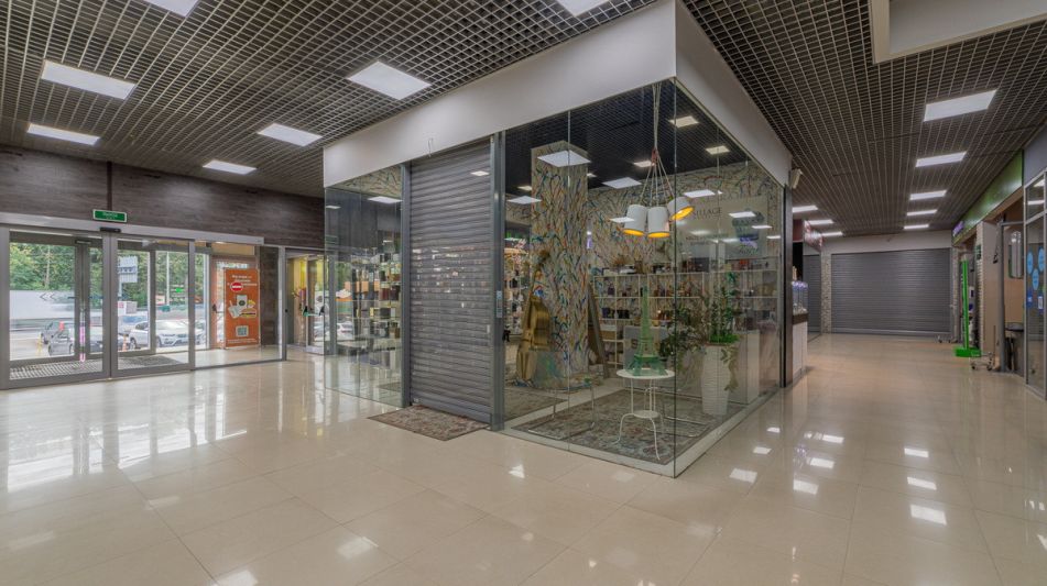 Торговый центр на Можайском шоссе