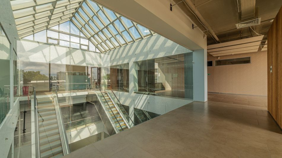 Торговый центр на Можайском шоссе