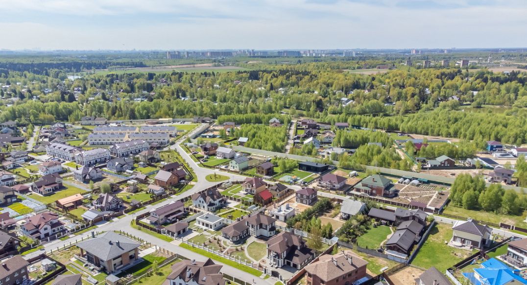 Новолуговая