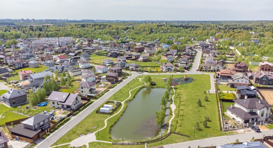 Новолуговая