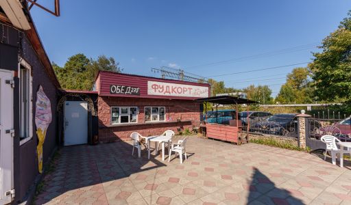 Здание с участком в ПГТ Снегири