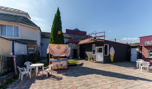 Здание с участком в ПГТ Снегири