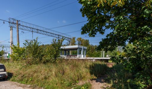 Здание с участком в ПГТ Снегири