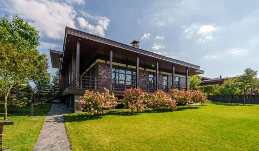 Респектабельный дом  Монаково