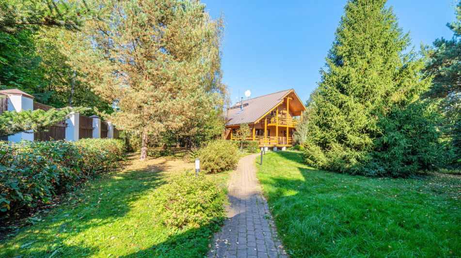 Дом у леса в п. Пестово