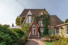 Дом с бассейном в КП Урожай