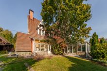 Дом с бассейном в КП Урожай