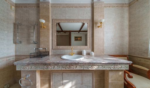 Дом с бассейном в КП Урожай