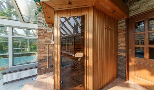 Дом с бассейном в КП Урожай