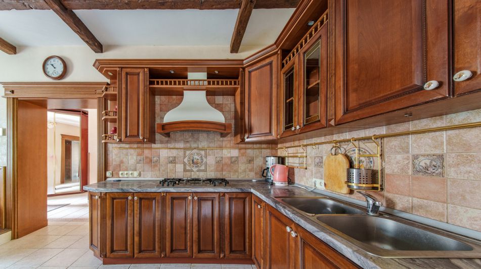 Дом с бассейном в КП Урожай