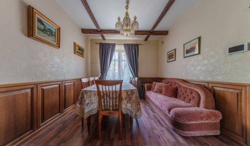 Дом с бассейном в КП Урожай