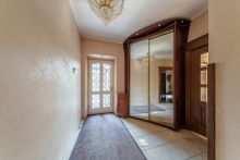 Дом с бассейном в КП Урожай