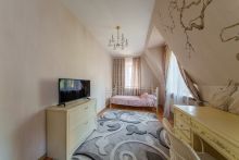 Дом с бассейном в КП Урожай